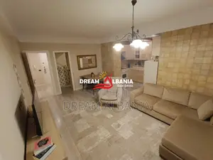 Apartment 2+1 Ne Shitje ne Qender afer 9 katsheve (Aktualisht 1+1 + Ga