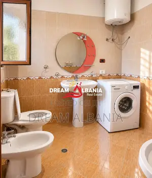 Apartament me qera 2+1 tek 5 Maji, prane shkolles Tirana Jone , ne Tir