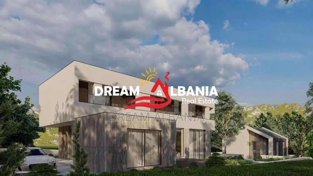 Toke ne shitje me projekt te miratuar per 2 vila ne Berzhite, afer Pal