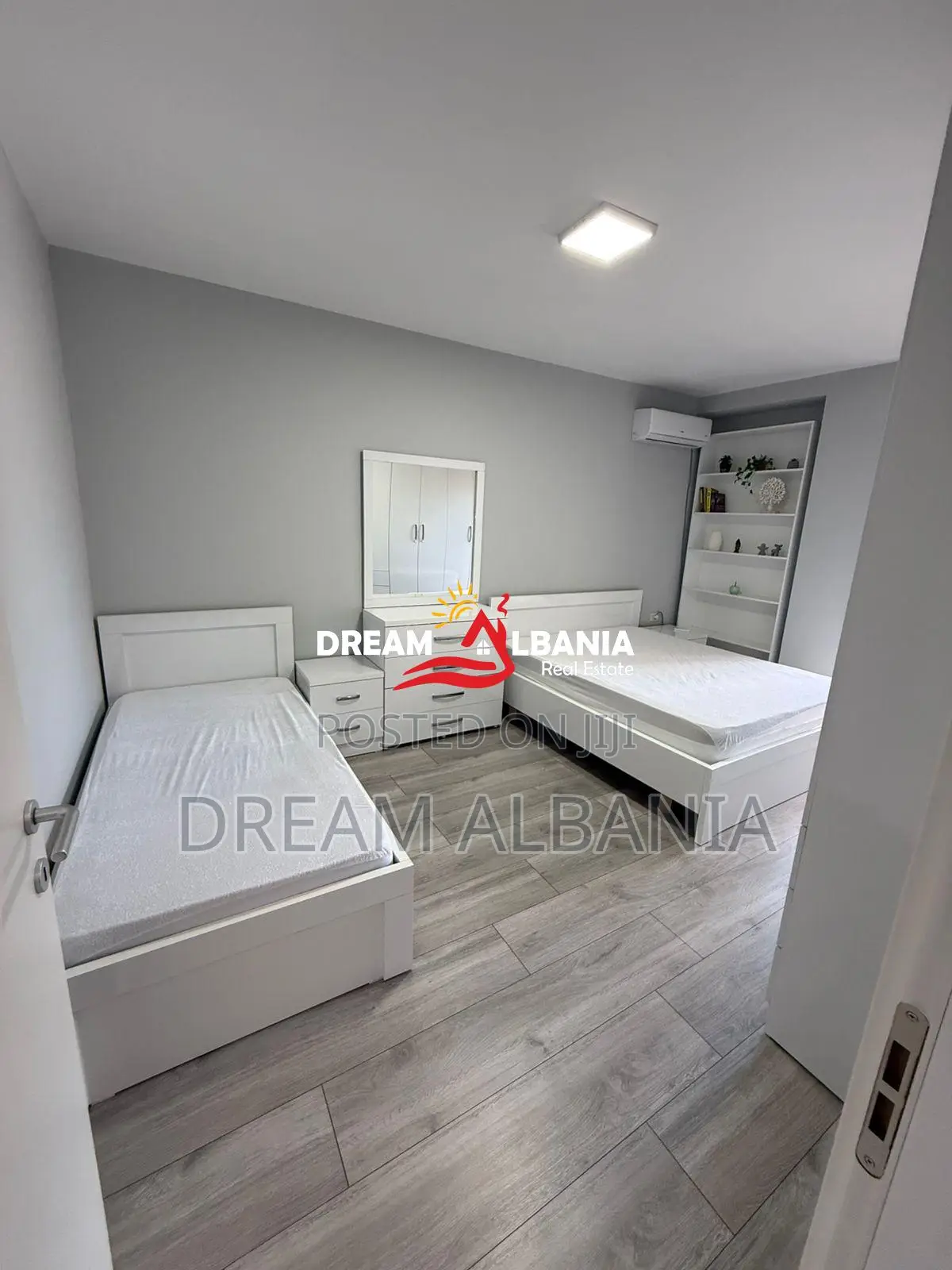 Shitet apartament 2+1 – Zona e 21 Dhjetorit, Prane Hotel Mondialit (ID