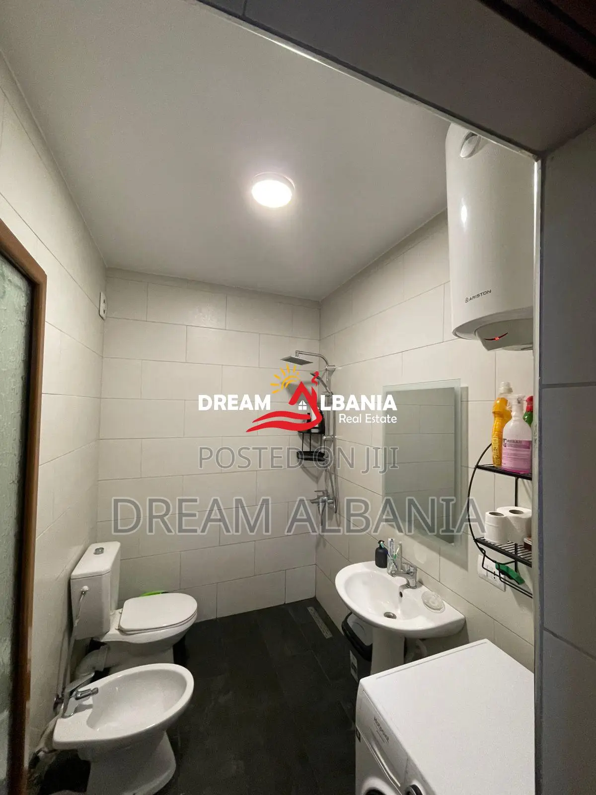 Jepet Apartament 1+1 Rruga Dibres afer shkolles Misto Mame.(ID 4219499