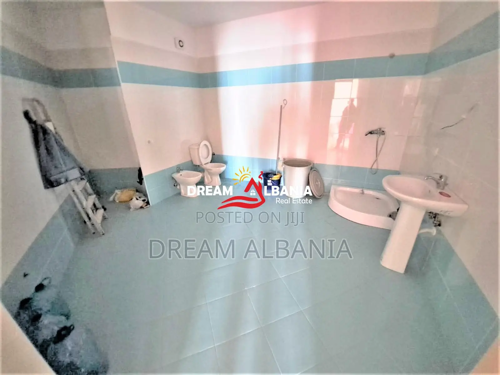 Apartament 2+1 ne shitje ne Yzberisht ne afersi te fundit bulevardit n
