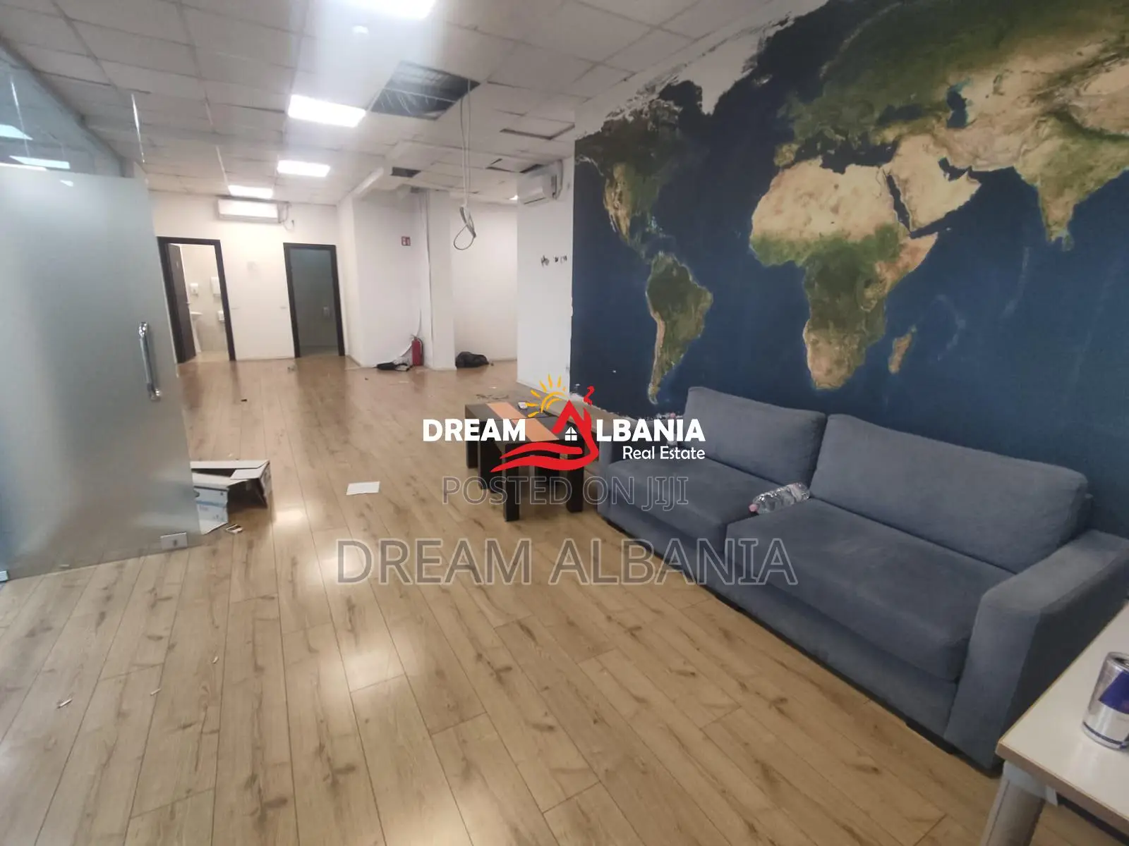 Jepet ambient biznesi me qera ne zonen e Bllokut prane Stadiumit Selma