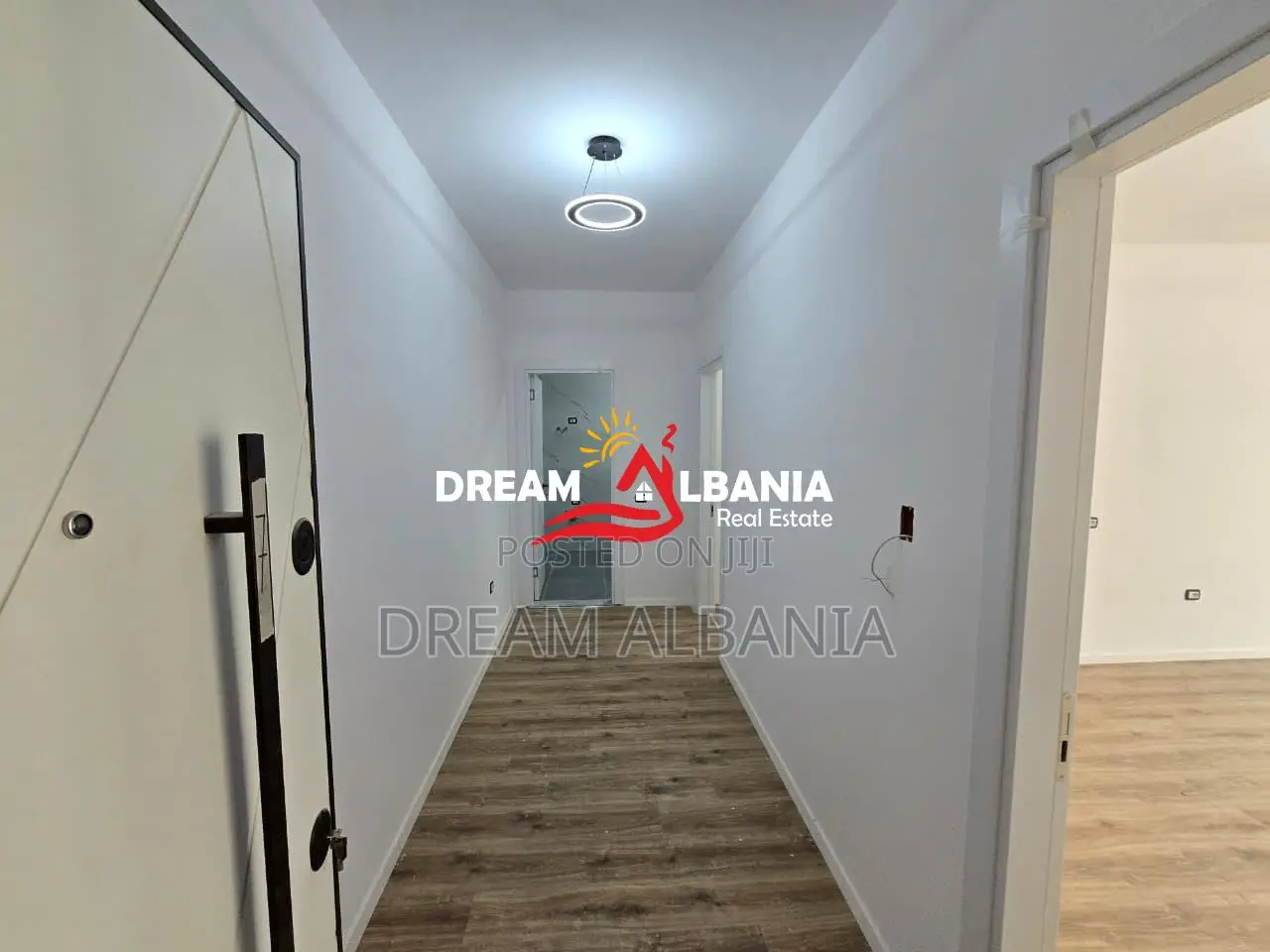 Apartament 1+1me Post Parkimi në shitje Color Splash Paskuqan, Tirane 