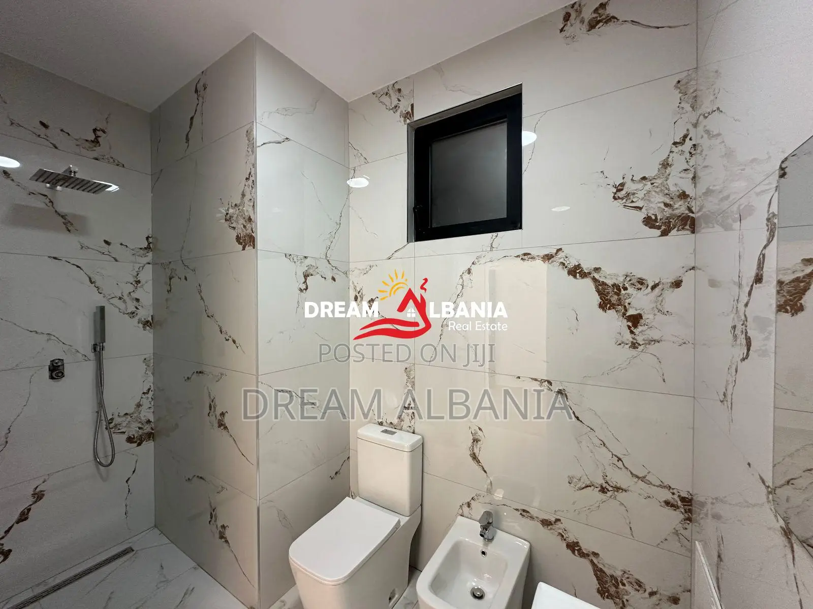 Shitet Apartament 2+1 – Tek Liqeni i Thatë, pranë Kenwood Store (41295