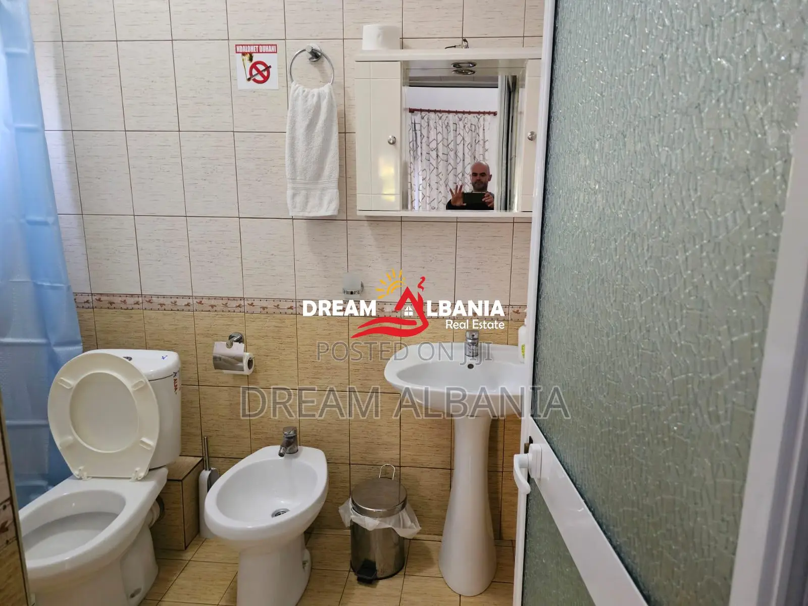 Shitet Hotel në Rr. Elbasanit pranë Ambasadës Amerikane – Tiranë (ID 4