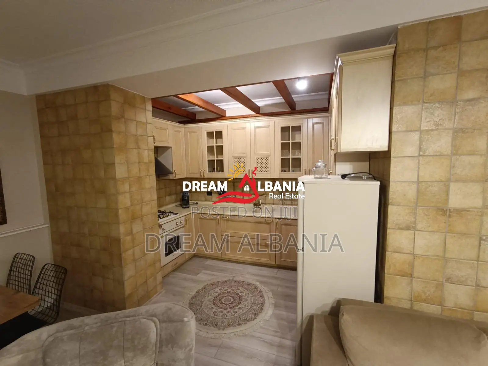 Apartment 2+1 jepet me qera afer 9 katsheve (Aktualisht 1+1+Garsoniere