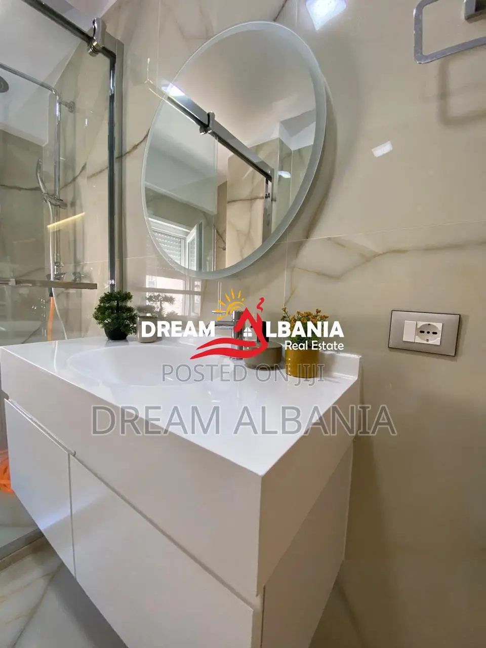 Shitet Apartament 3+1+2 luksoz tek Rezidenca Platea ne Fresk ID(413150