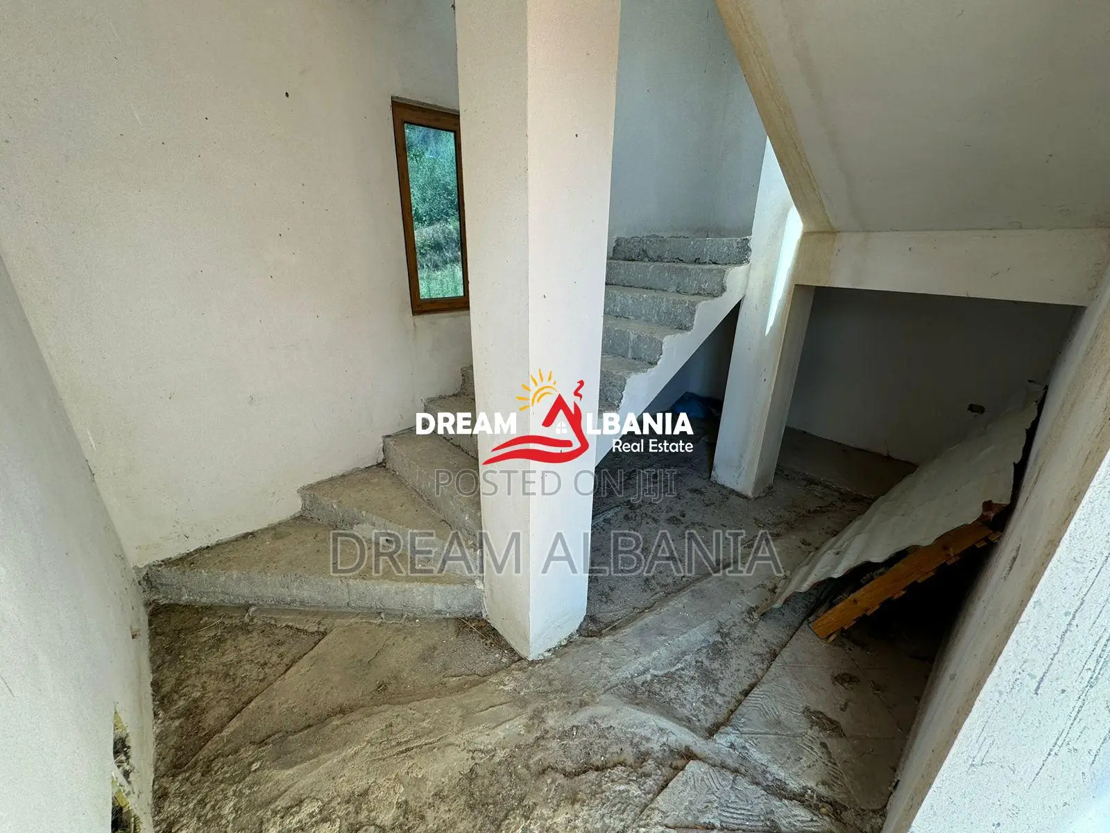 Vile 3 kateshe me qera midis Ndroqit dhe Pezes se Vogel, Tirane (ID 42