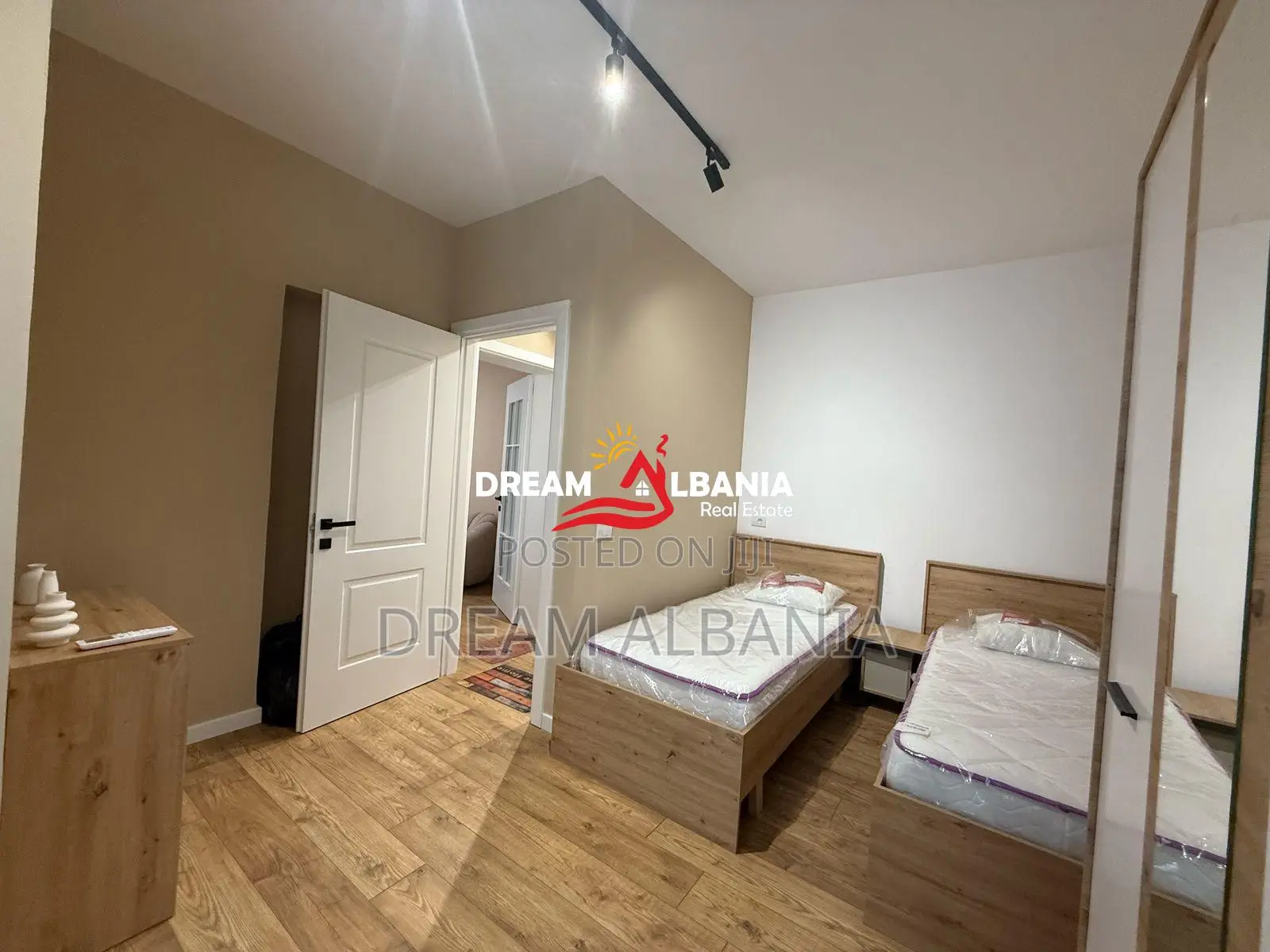 Super Apartament 2+1 me qera te Brryli prane Karburant Eida (ID 422152