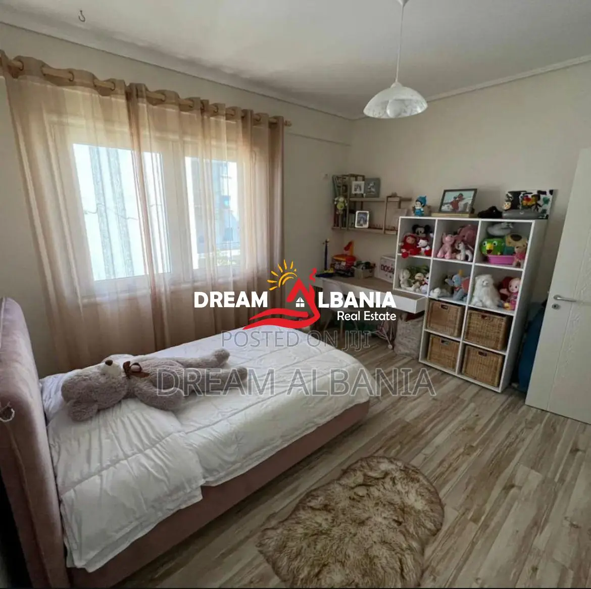 Super Apartament 3+1+2 ne shitje ne Vlore prane Lungomares (ID 4131419