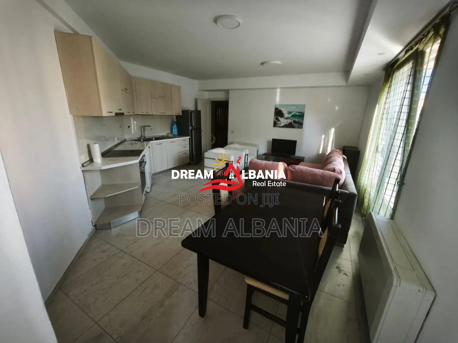 Jepet apartament 2+1 me qera prane Shkolles Vasil Shanto (ID 42215631)
