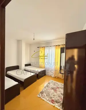 APARTAMENT ME QIRA 1+1 21 DHJETORI 450 EURO