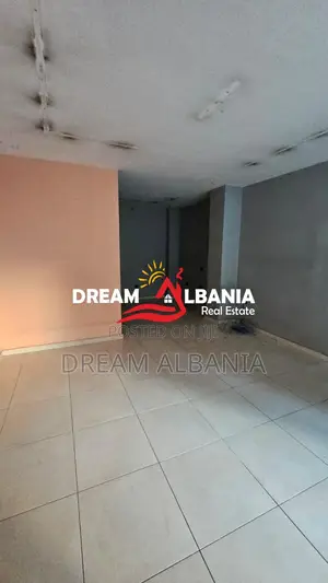 Dyqan me qera buze rruge prane EHW ne Rrugën Bardhyl, Tirane ( 4271118