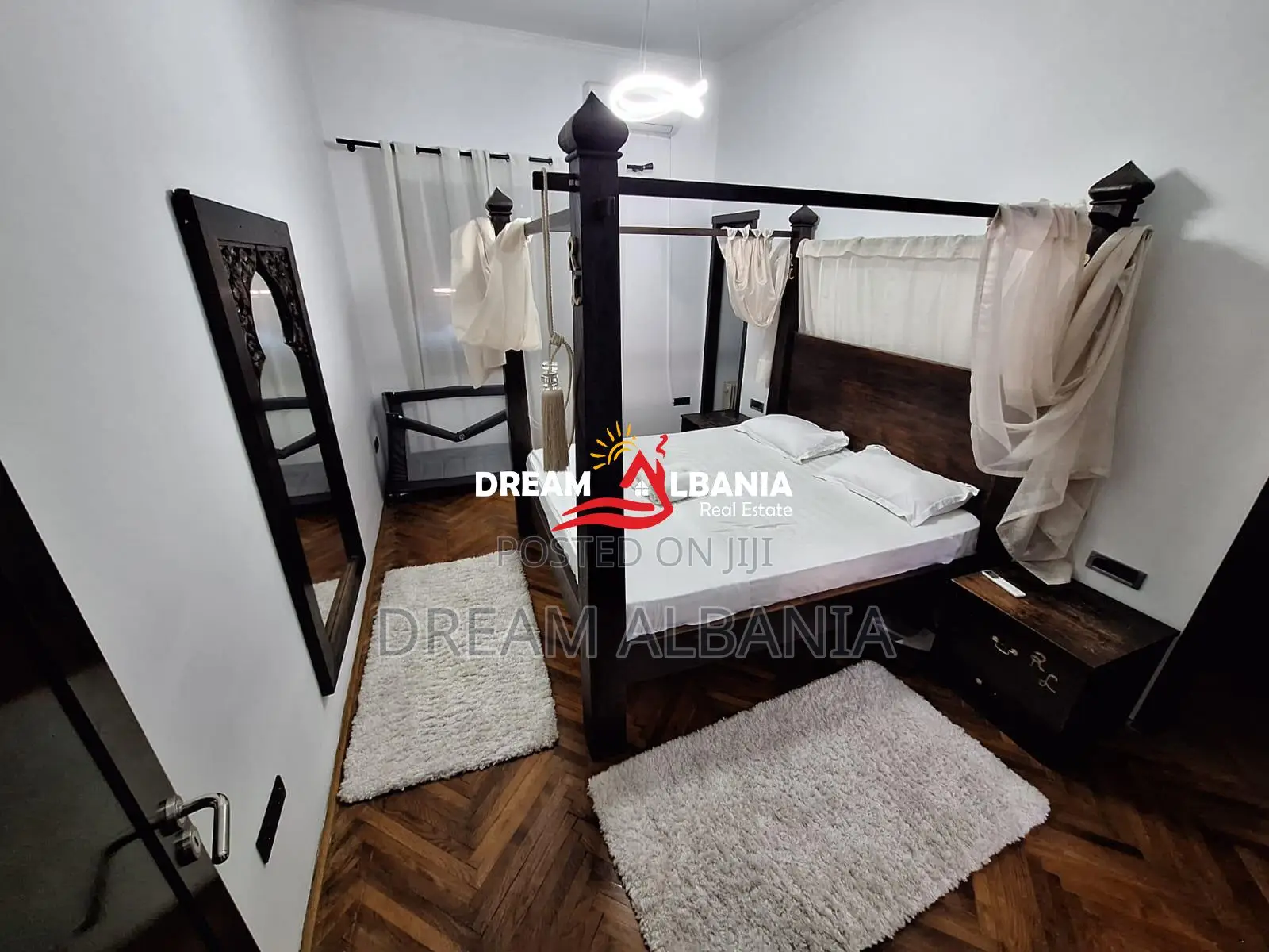 Apartament me qera 2+1+2 me Parkim Tek Rruga e Barrikadave (ID 4221559