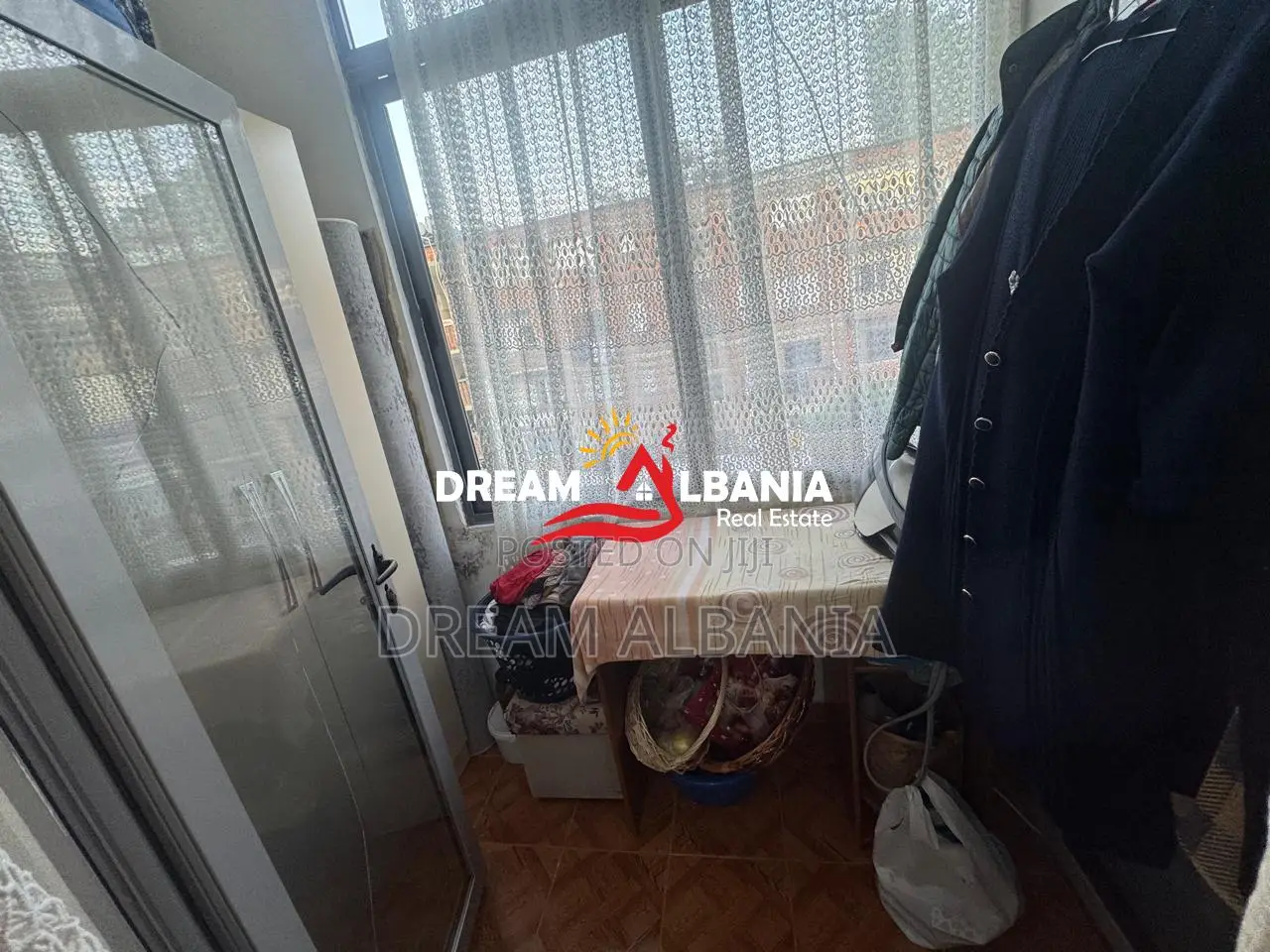 Shitet apartament 2+1 ne rrugen Myslym Shyri, Tirane (ID 4129500)