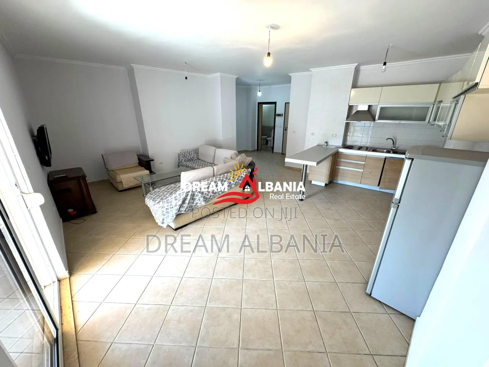 Apartament 2+1+Verand 62 m2 ne shitje Astir, prane Ozone Electronic Ti