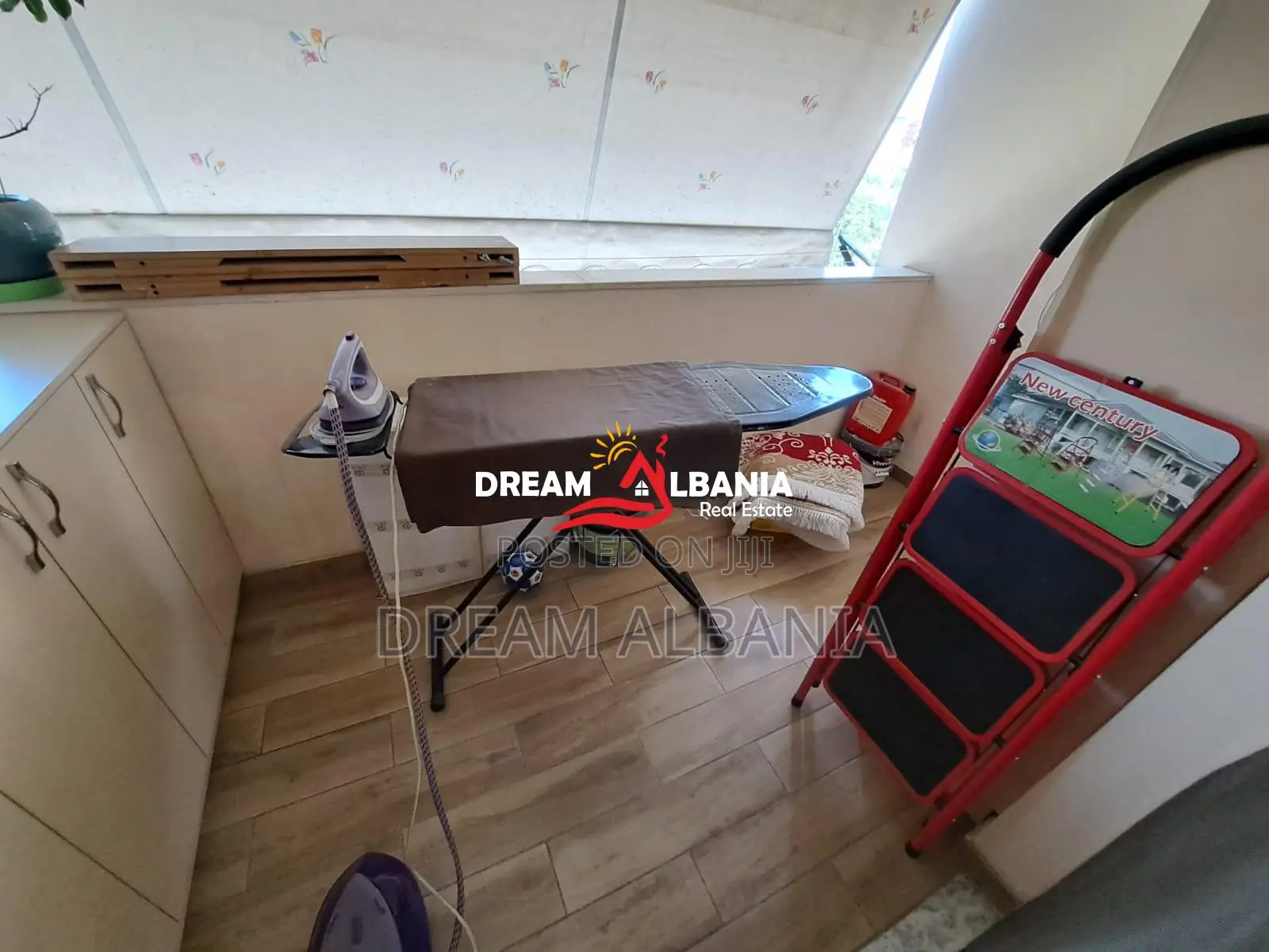 Super Apartament 2+1+2 Ballkone ne Shitje ne Laprake, Prane KMY (ID 51