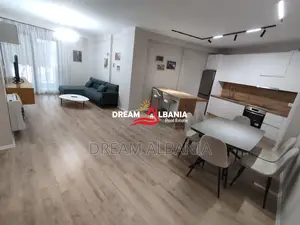 Jepet apartament 2+1+2 me qera ne Pazar te Ri , Tirane ( ID 42215479 )