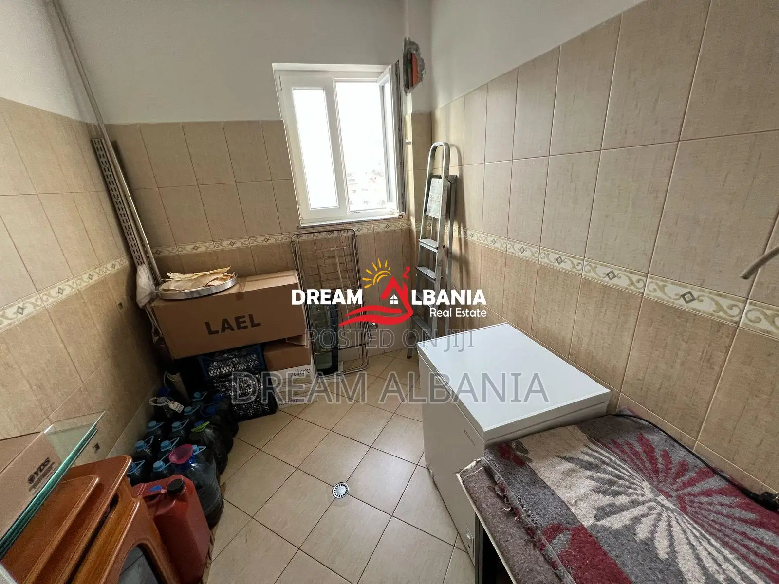 Vile me qera prane rrethit te Saukut, Tirane (ID 4251219)