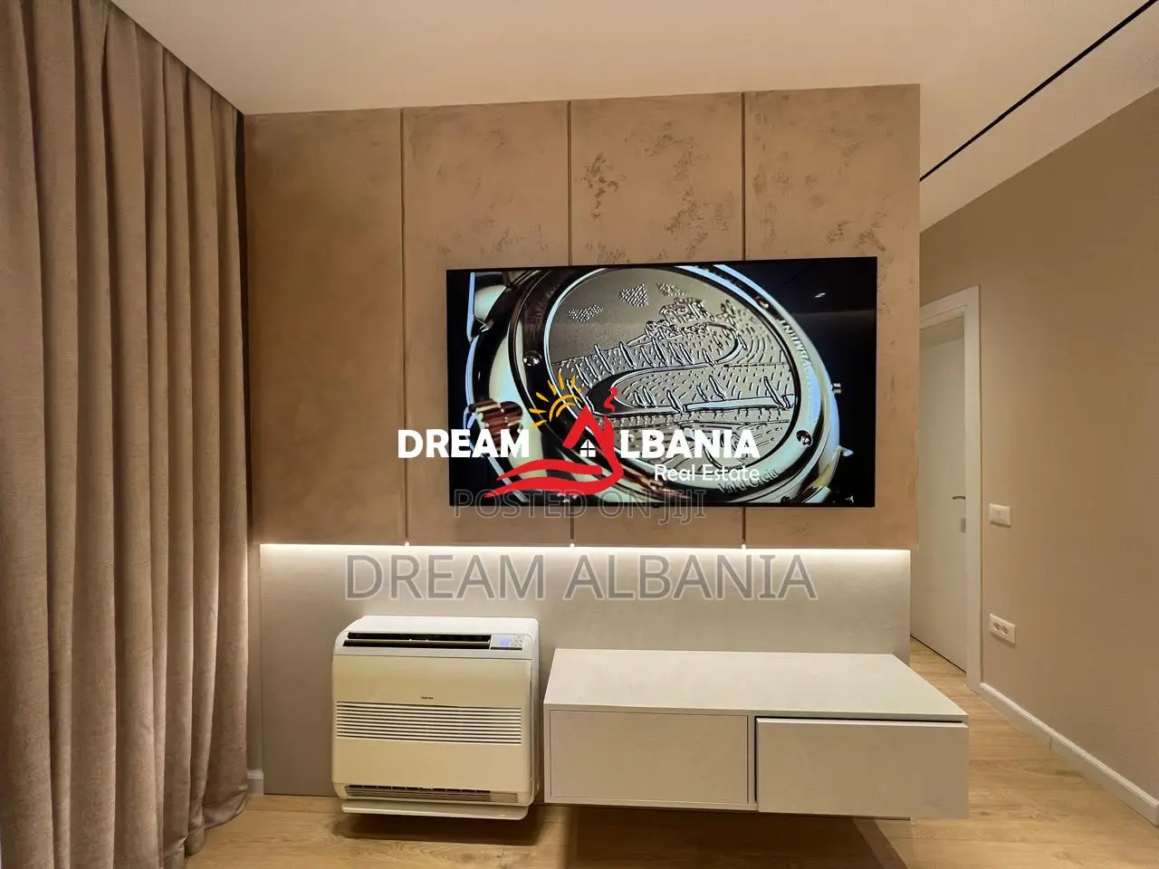 Apartament modern 2+1 me qera ne qender (ID 42215376)