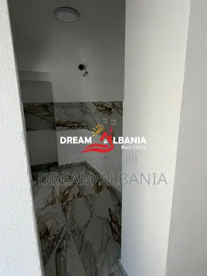 Jepet me qera ambient zyre 2+1 ne Zog te Zi, Tirane (ID 42611540) F