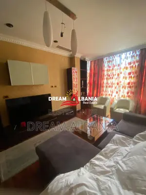 Jepet me qera apartament 1+1 në Bllok, pranë restorant Artigiano, Tira