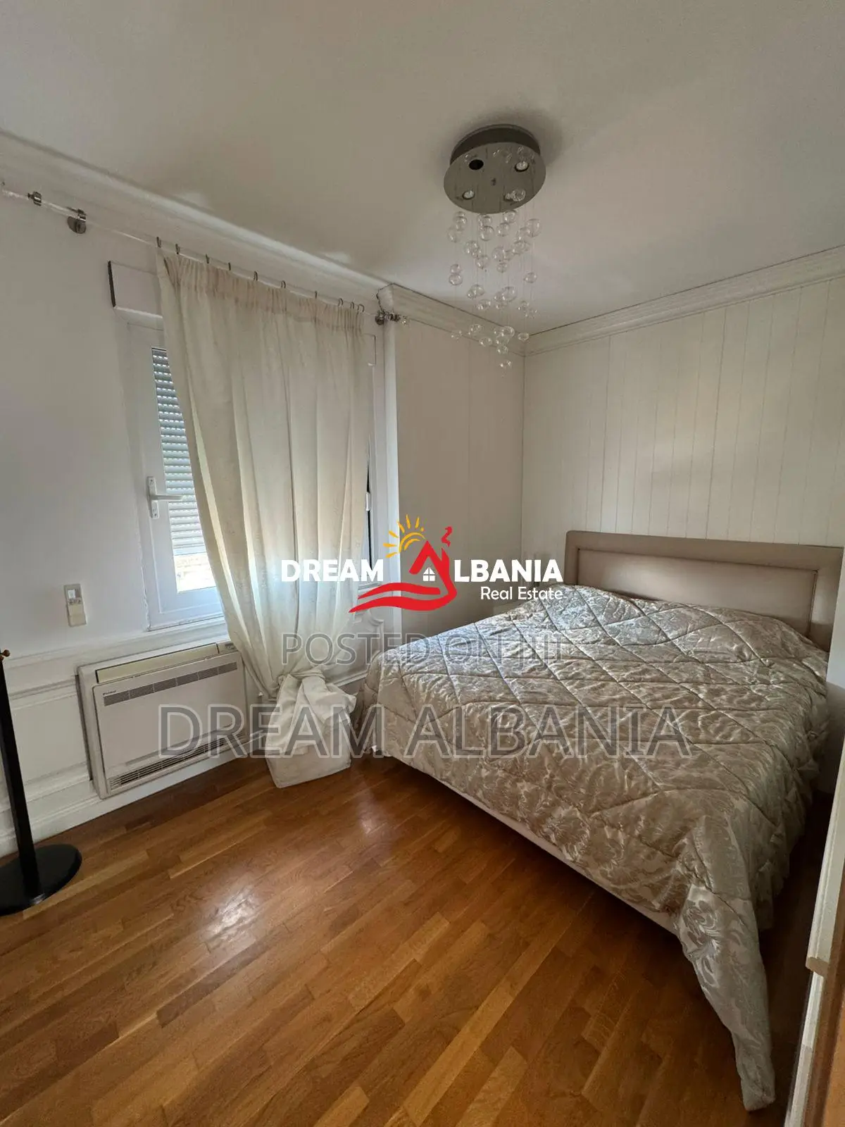 Super Apartament 2+1+2 me qera ne Bllok prane Credins Bank (ID 4221499