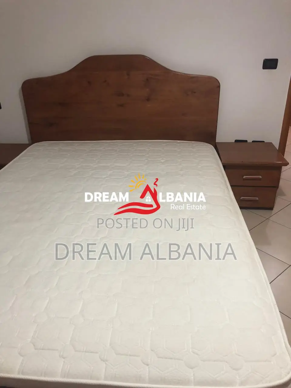 Jepet apartament 2+1+2 me qera ne zonen e Misto Mame prane Pallateve C