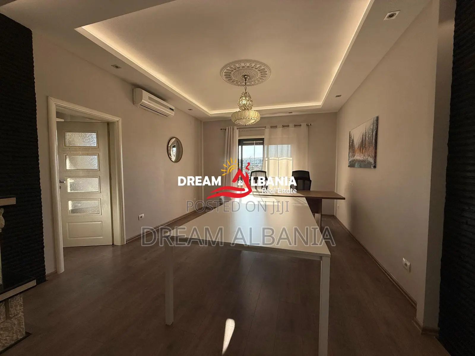 Godine 4 kateshe per HOTEL prane Spitalit Amerikan 2, Tirane (ID 42513
