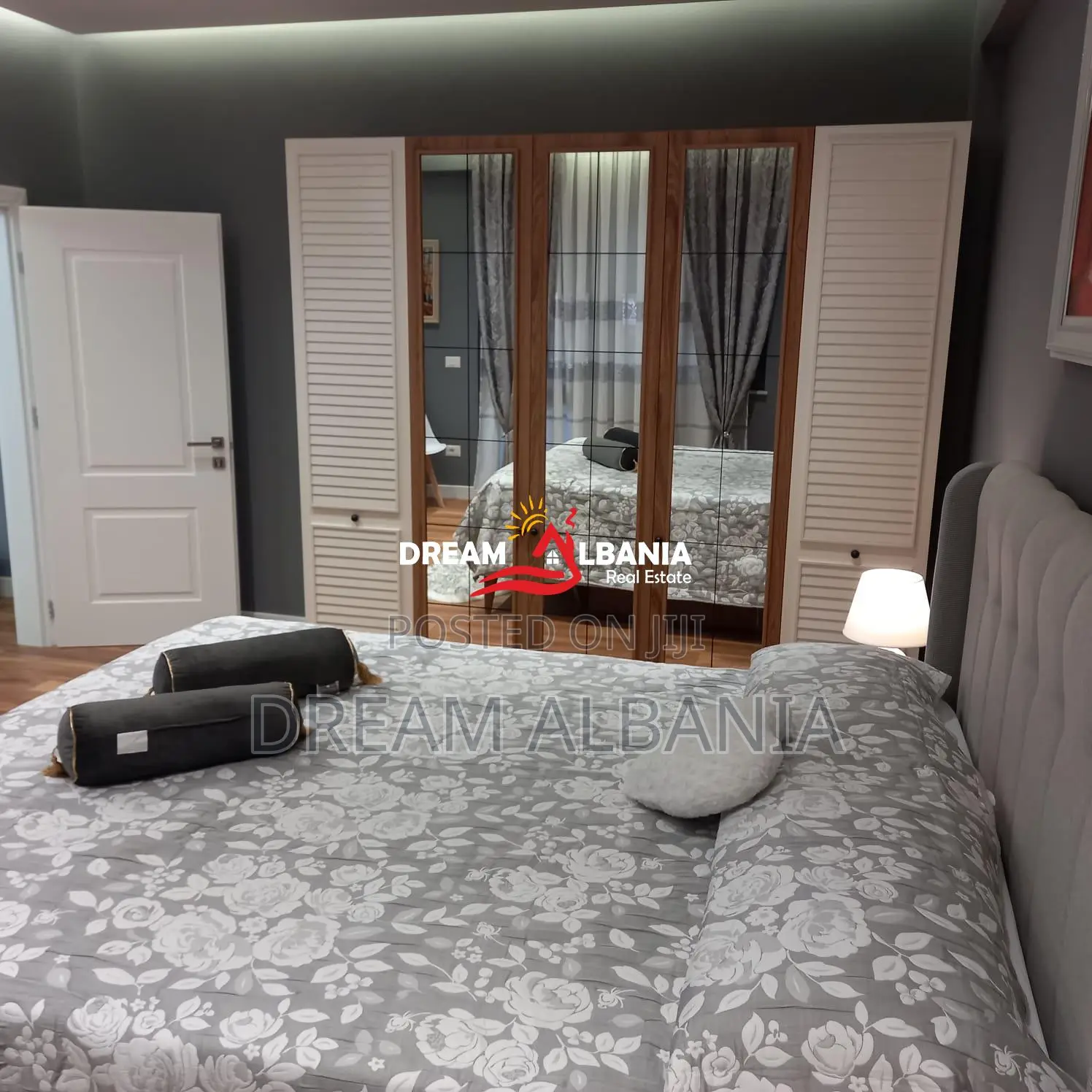 Apartament 1+1 me qera ne zonen e Bllokut rruga Margarita Tutulani (ID