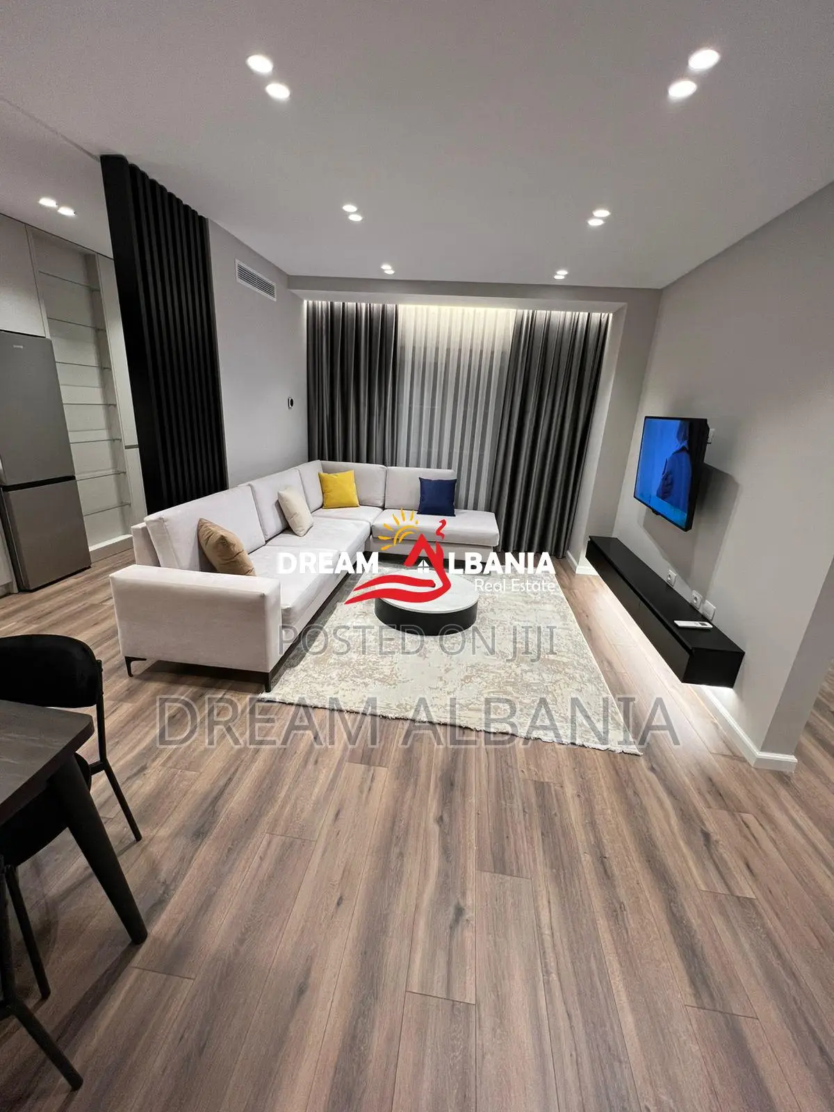 Apartament 2+1 me qera tek Fusha Aviacionit prane “Oslo Bar” ne Tirane