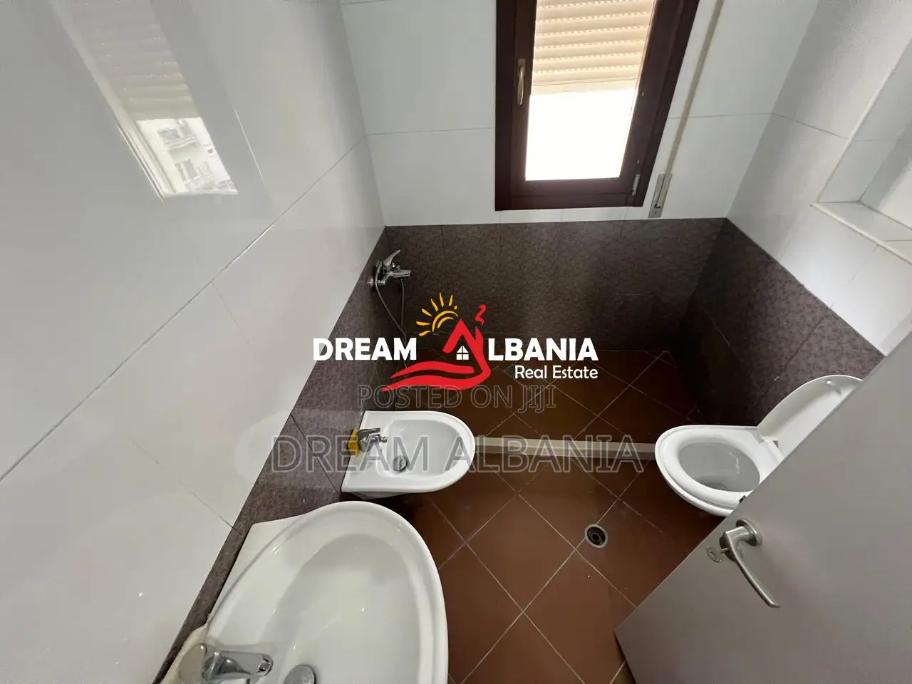 !!OKAZION!! Apartament 2+1+Verande+Post Parkimi ne Shitje Kopshti Bota