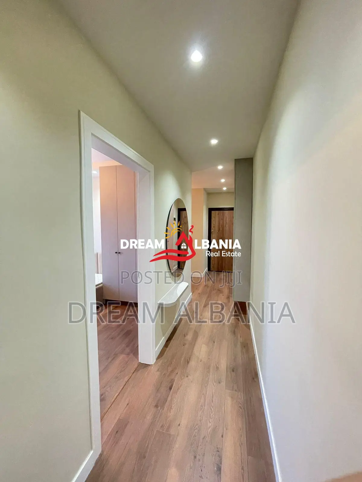 Jepet me Qira Apartament 2+1 në Selitë prane Xhamise ( 42215624)