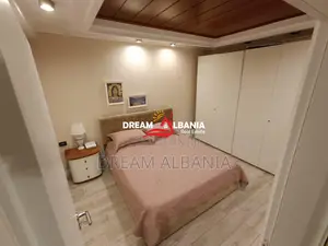 Apartment 2+1 Ne Shitje ne Qender afer 9 katsheve (Aktualisht 1+1 + Ga