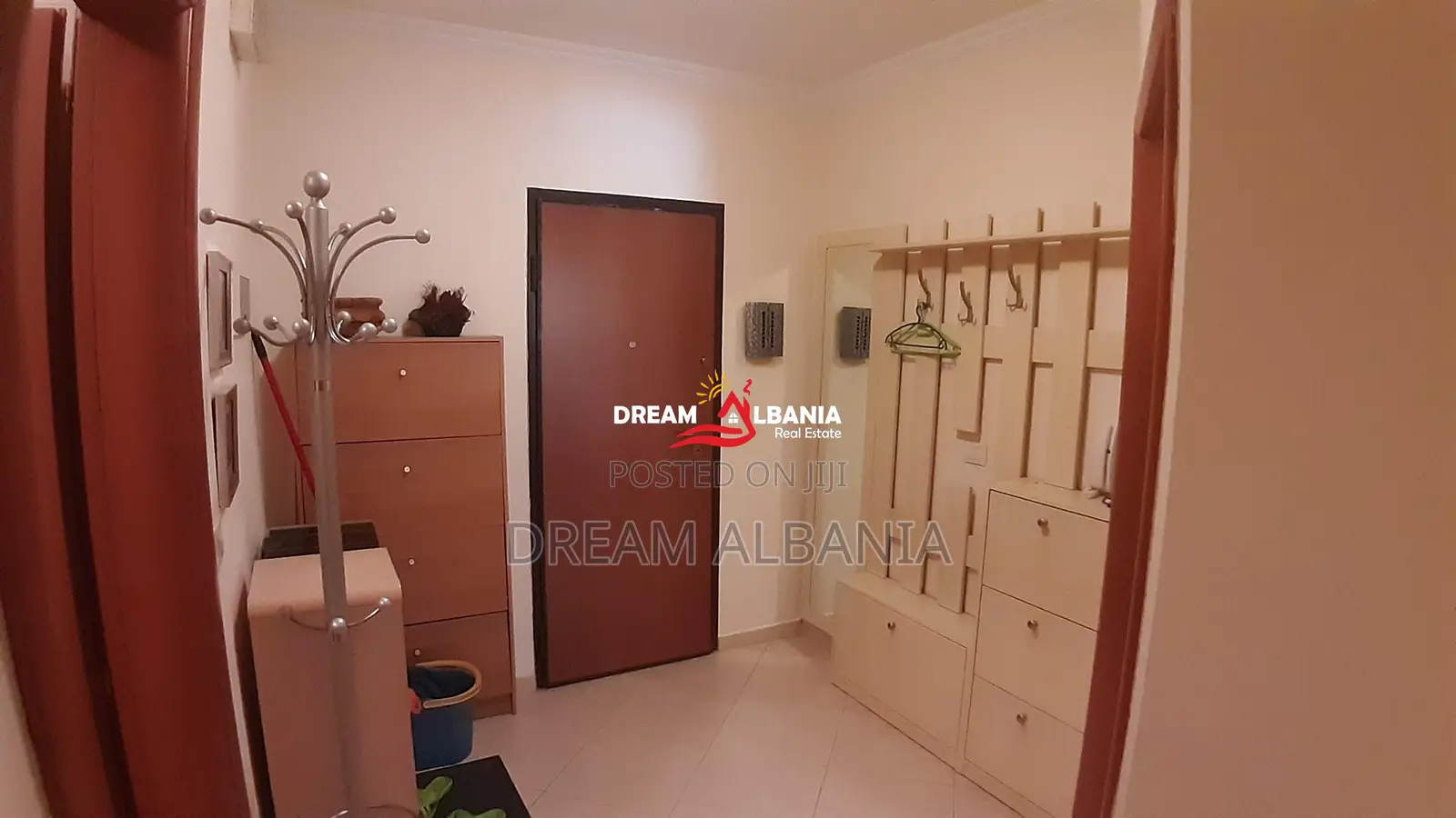 Apartament 1+1 me qera Sheshi Willson afer kompleksit Nobis dhe Liqeni