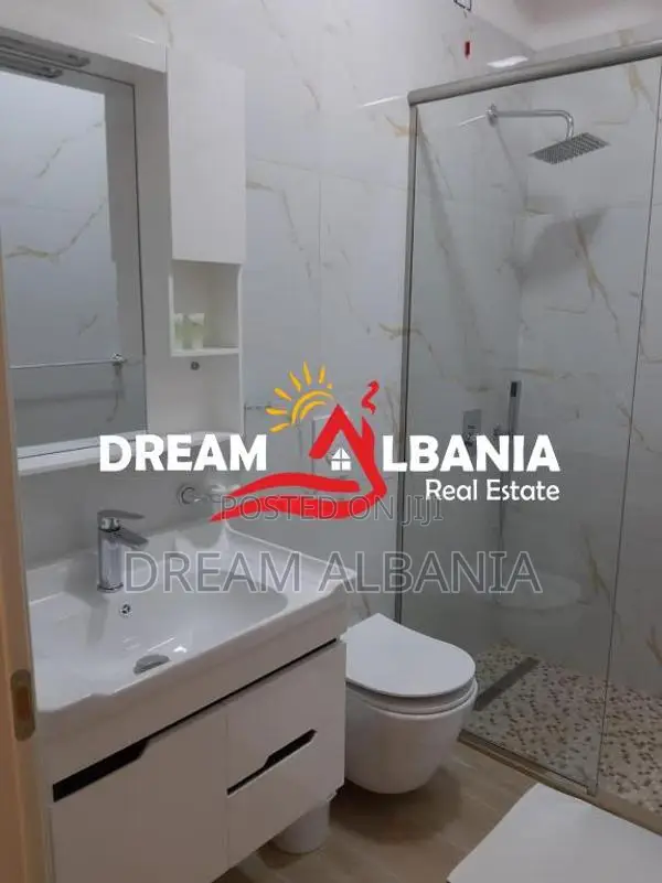Hotel ne Shitje ne Rradhime Buze Detit (ID 4151095)