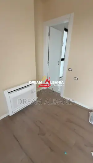 Jepet ambient biznesi ne Rrugen e Dibres prane Kompleksit Arlis (ID 42