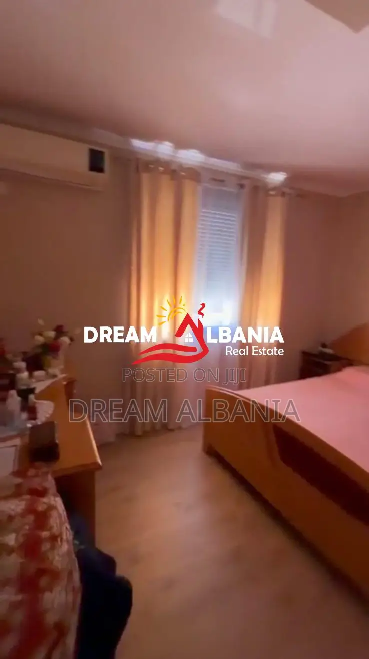 Super Apartament 3+1+2wc ne shitje te stadiumi Dinamo, Tirane (ID 4139