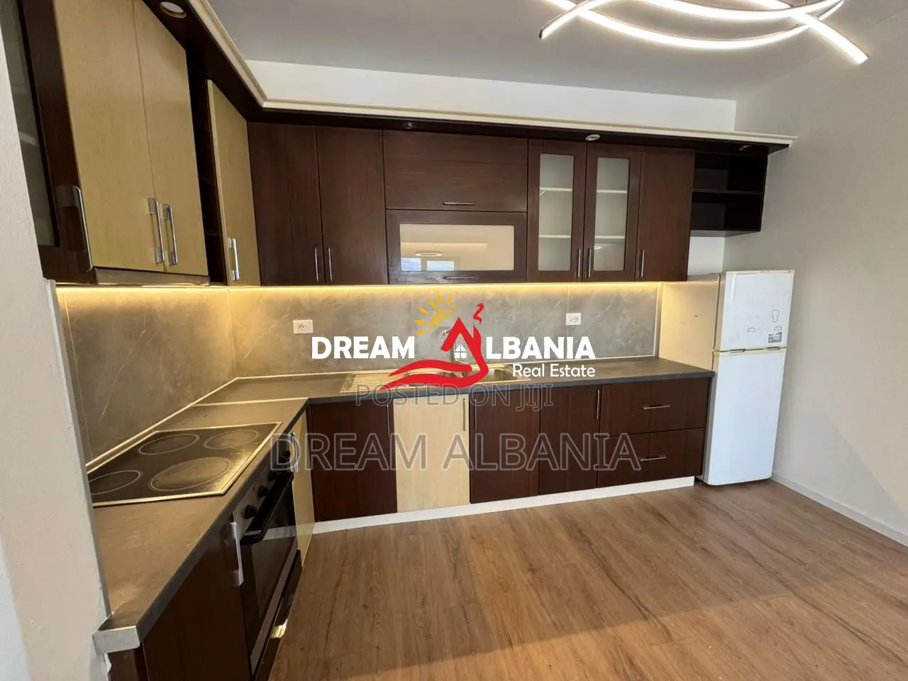 Apartament 2+1+2 per Shitje ne Astir, prane Viles L, Tirane (ID 412122