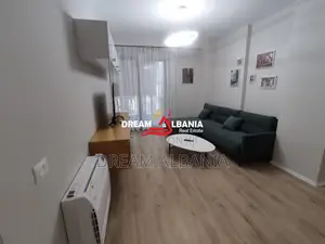 Jepet apartament 2+1+2 me qera ne Pazar te Ri , Tirane ( ID 42215479 )