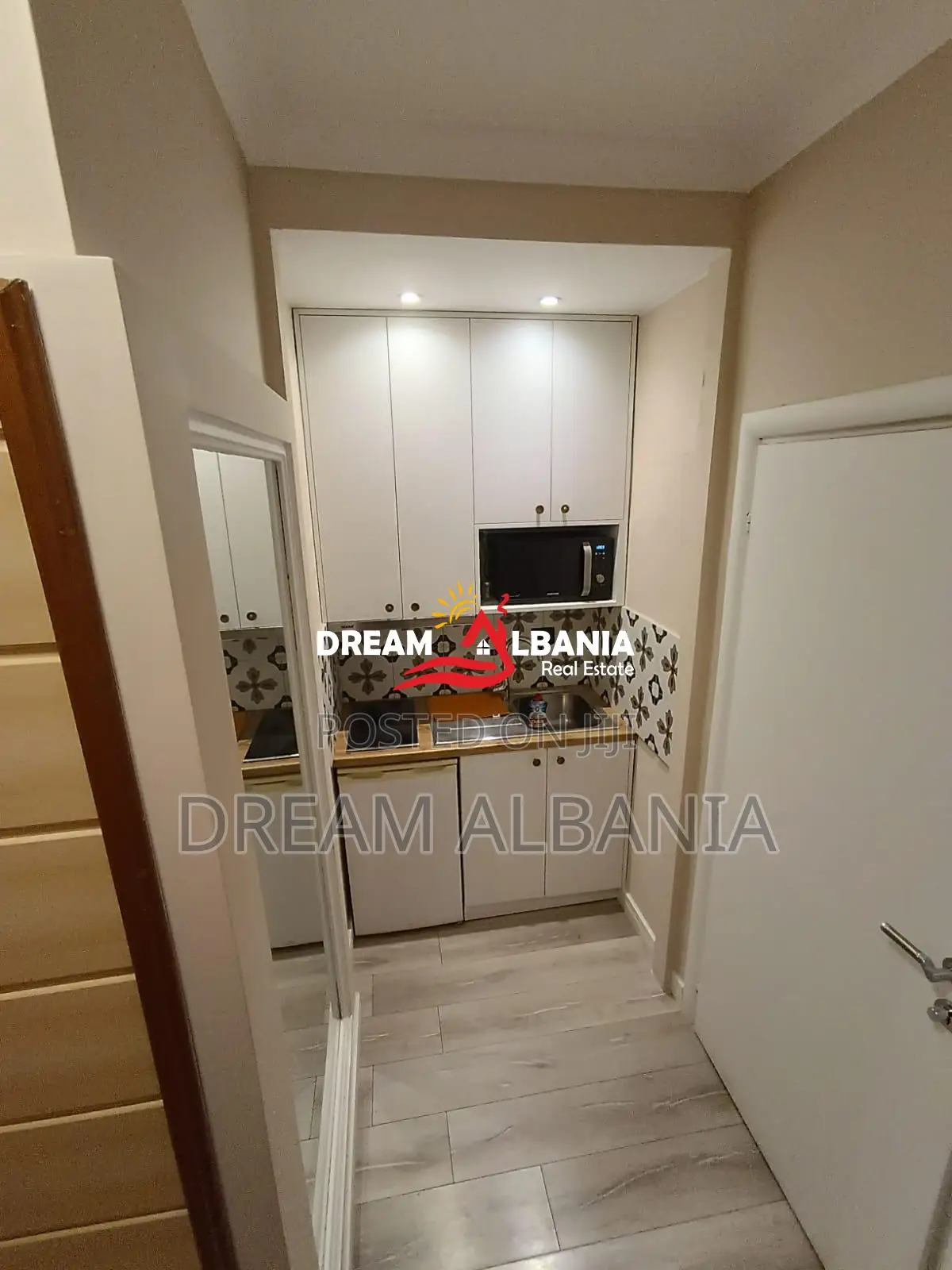 Apartment 2+1 jepet me qera afer 9 katsheve (Aktualisht 1+1+Garsoniere