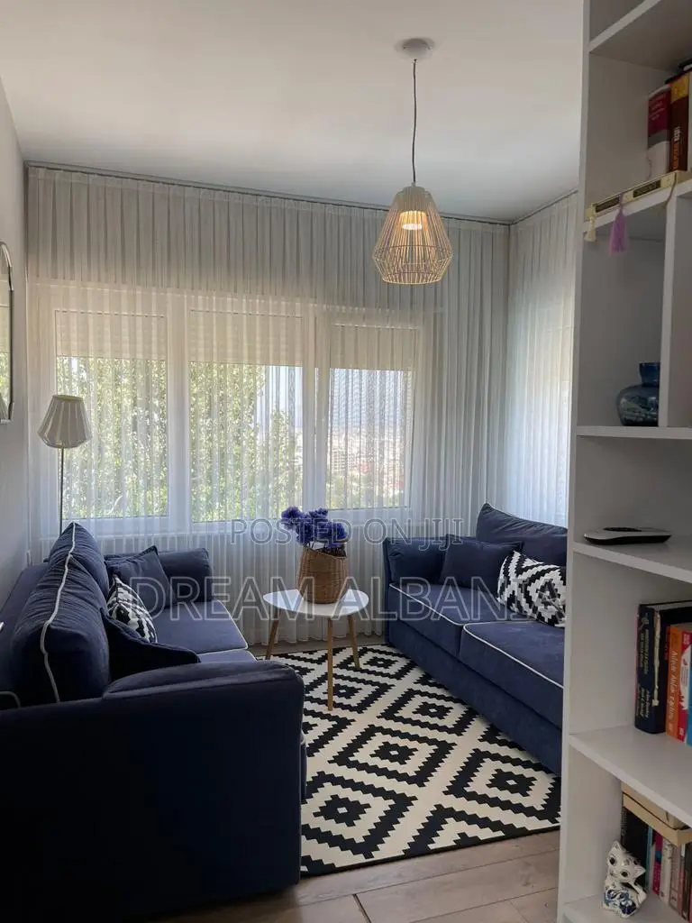 Super Dupleks 3+1+2+pishine ne shitje tek Residenza Kodra e Diellit (I
