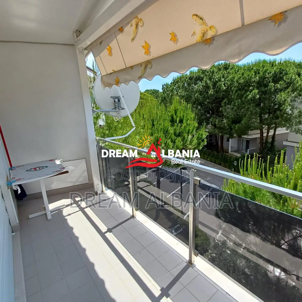 Apartament 2+1 ne shitje ne bregdetin e Lalzit ne nje Kompleks Reziden