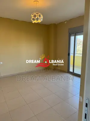 Shitet apartament 3+1+3 ne zonen e Kopshtit Zoologjik prane Sona Resid