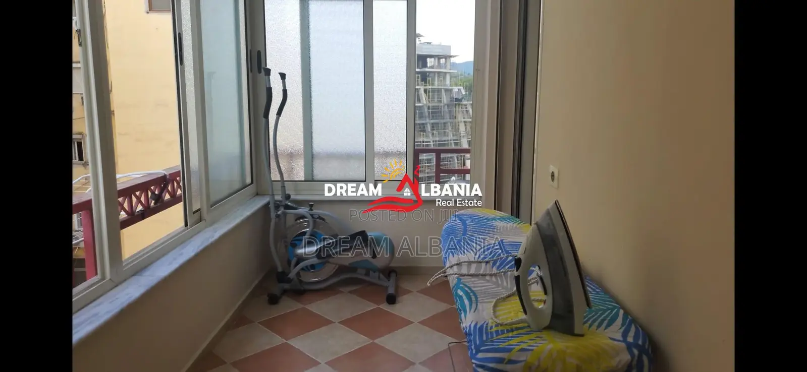Apartament me qera 3+1+2 Banjo +3 ballkone +garazhd Ambasada Amerikane