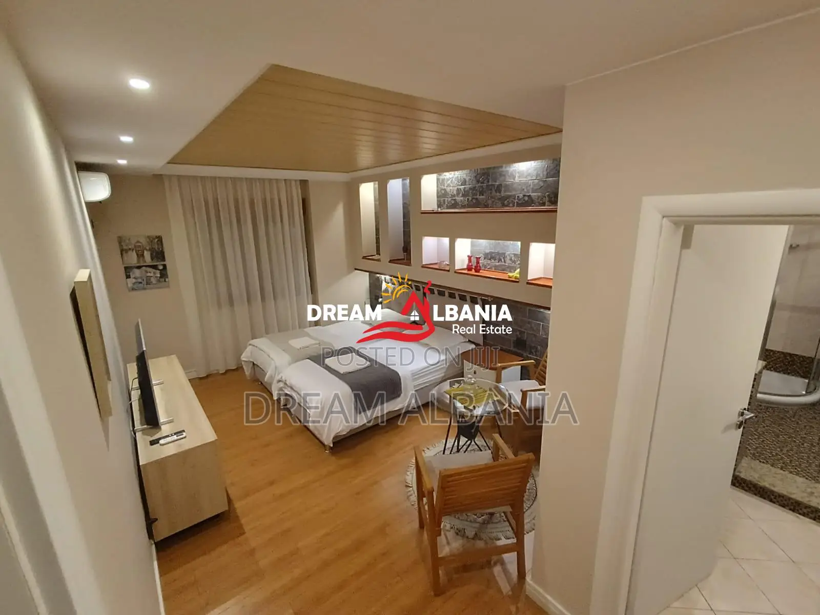 Apartment 2+1 Ne Shitje ne Qender afer 9 katsheve (Aktualisht 1+1 + Ga