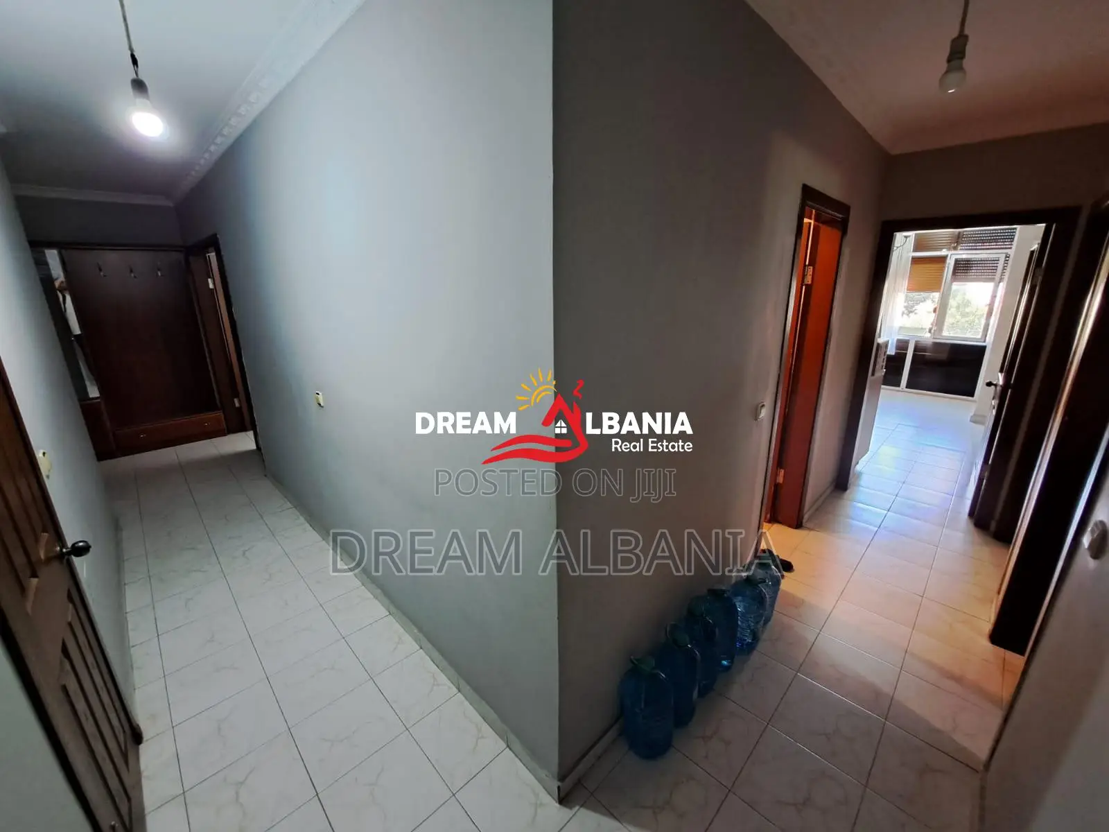 !!Opsion i Mire!! Shitet Apartament 2+1+2WC+Kuzhine me Vete, Rruga Dri