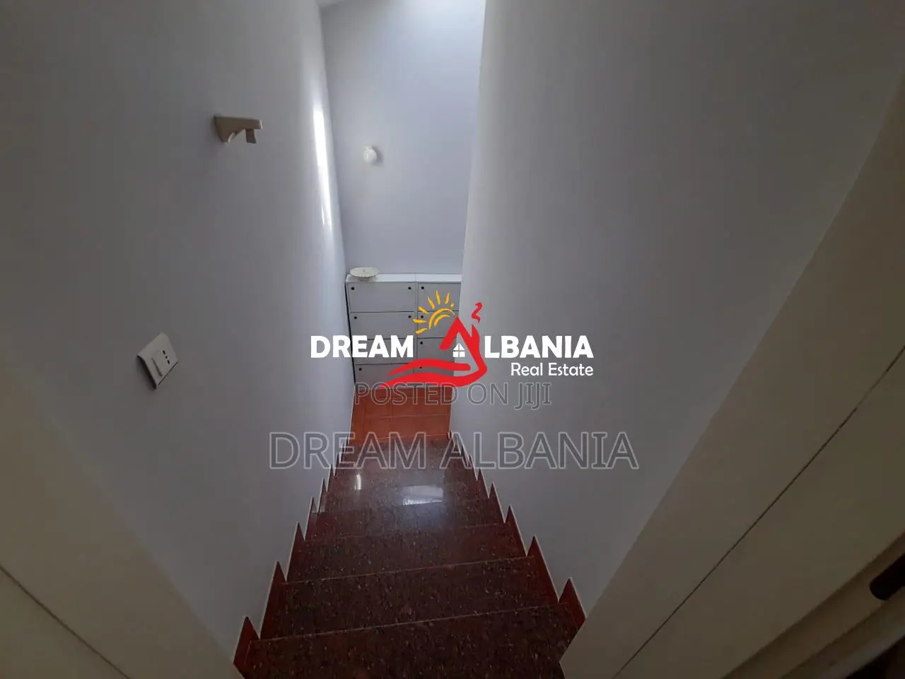 Shitet apartament 1+1 ne Bllok prane BKT bank(ID 4119134)