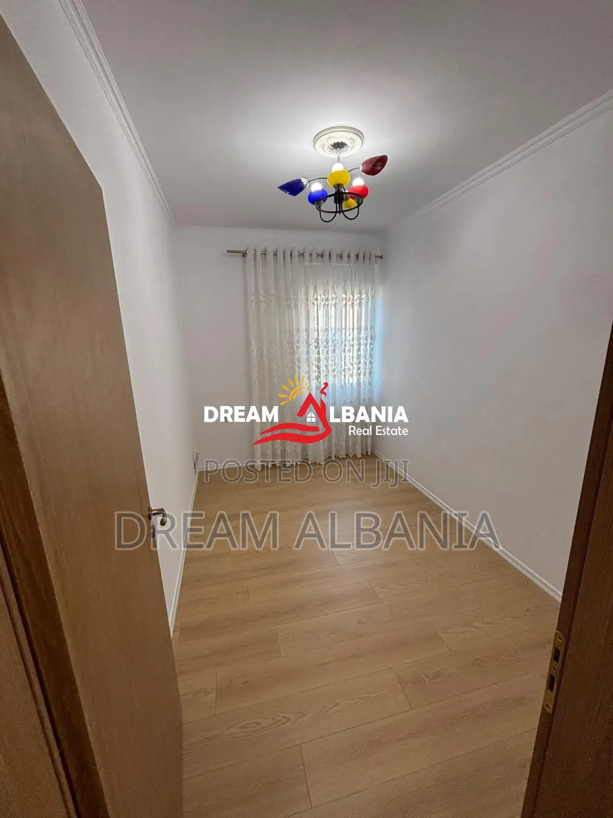 Apartament 2+1 per Shitje Fresk, ne Rr e Dajtit, prane Ana Market, Tir